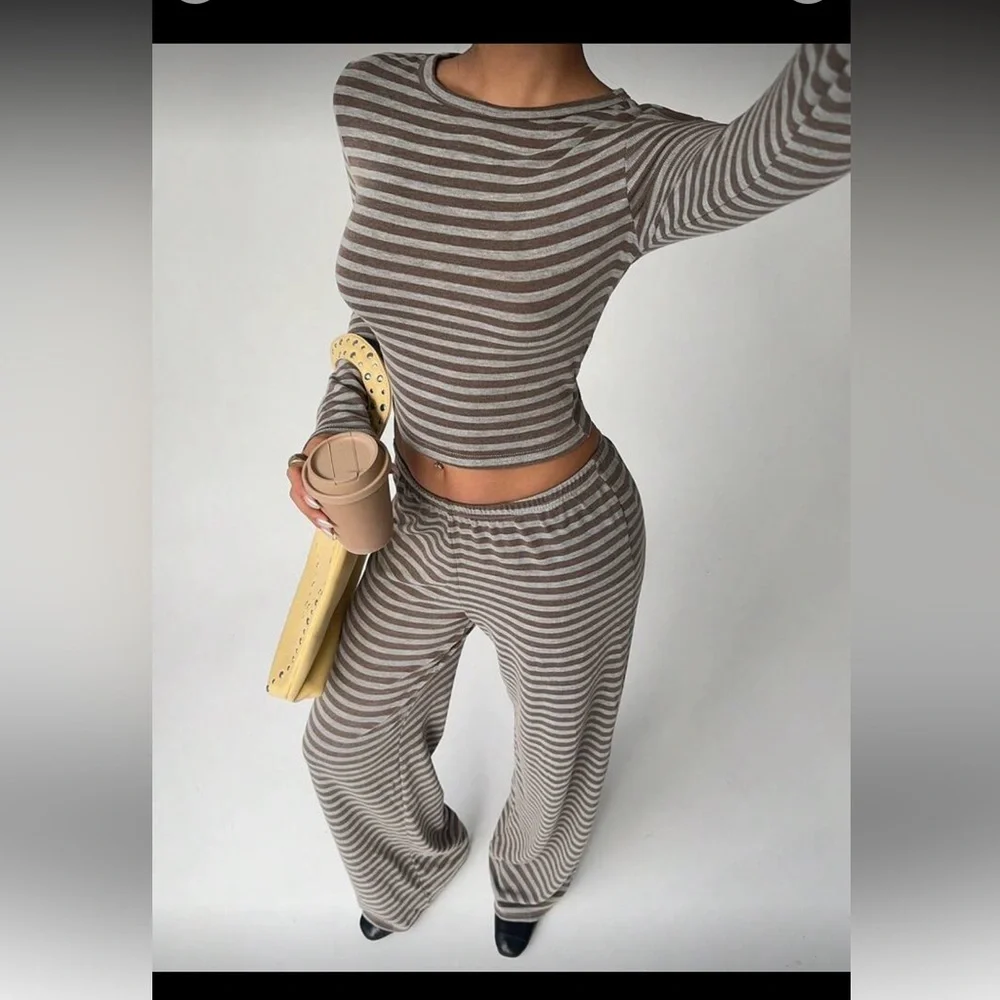 Matching set - Picture 1 of 3